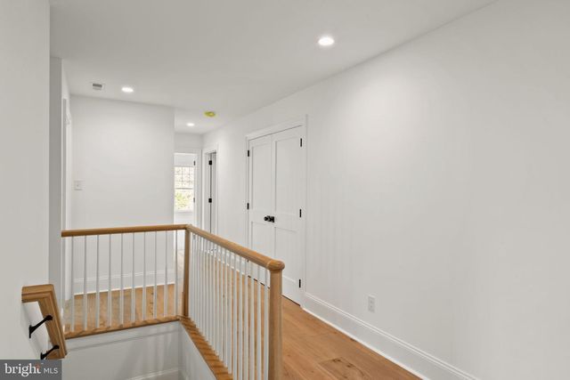 13 ELMWOOD AVE, Narberth, PA 19072