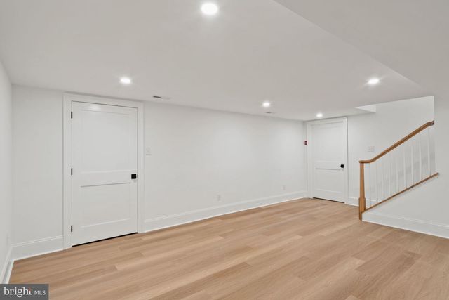 13 ELMWOOD AVE, Narberth, PA 19072