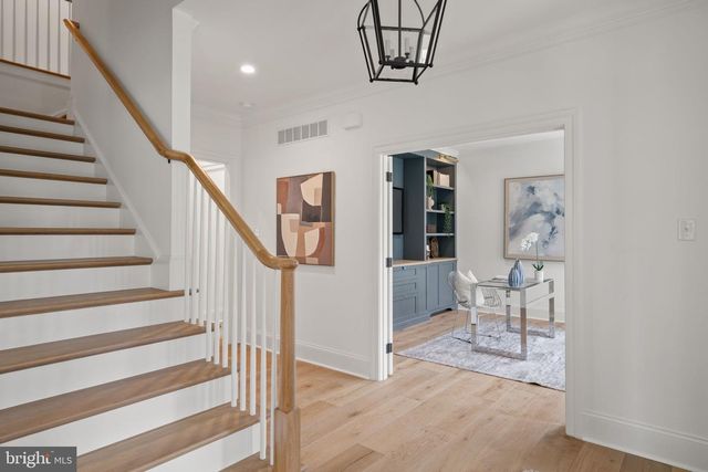 13 ELMWOOD AVE, Narberth, PA 19072