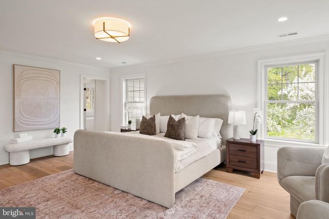 13 ELMWOOD AVE, Narberth, PA 19072