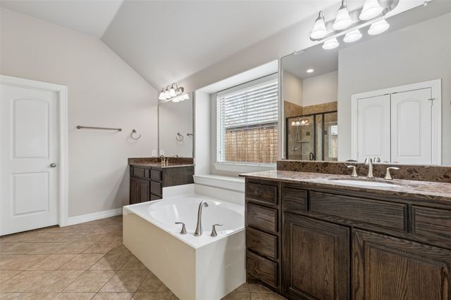 863 Gladewater Drive, Frisco, TX 75033