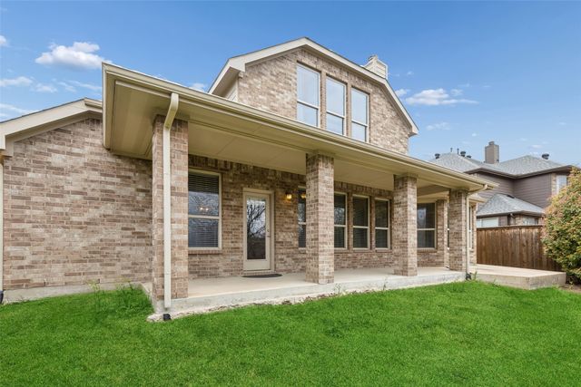 863 Gladewater Drive, Frisco, TX 75033