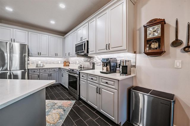 3920 NIGHT STAR TRAIL, Odessa, FL 33556