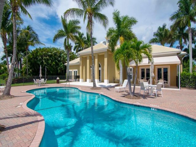 1208 Riverwind Circle, Vero Beach, FL 32967