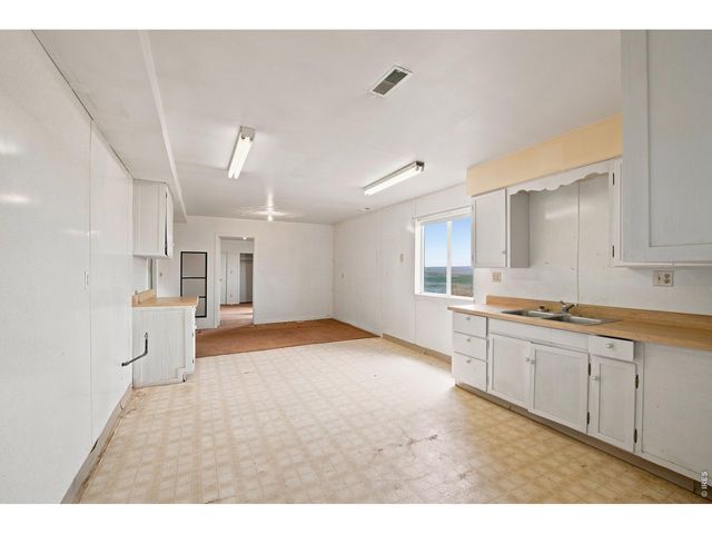 39850 E 160th Ave, Keenesburg, CO 80643