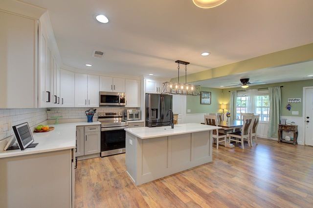 120 Swain Avenue, Boiling Springs, SC 29316