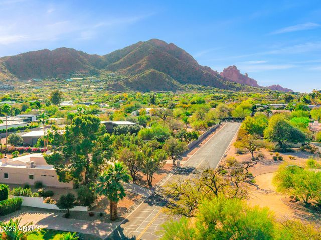 6633 E SOLANO Drive, Paradise Valley, AZ 85253
