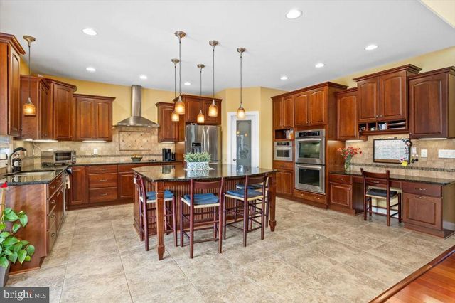 7610 DOWNSTREAM CT, Fredericksburg, VA 22408