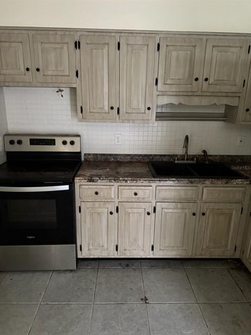 107 WOODLAWN ROAD, Satsuma, FL 32189