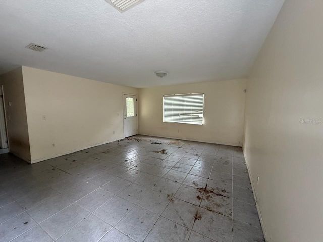 107 WOODLAWN ROAD, Satsuma, FL 32189