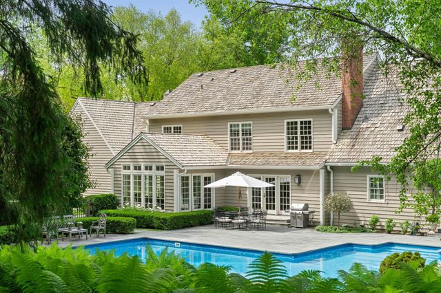 235 Hollander Road, Wayzata, MN 55391