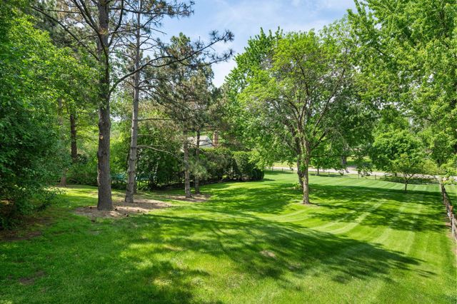 235 Hollander Road, Wayzata, MN 55391