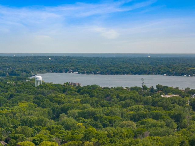 235 Hollander Road, Wayzata, MN 55391