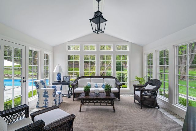 235 Hollander Road, Wayzata, MN 55391