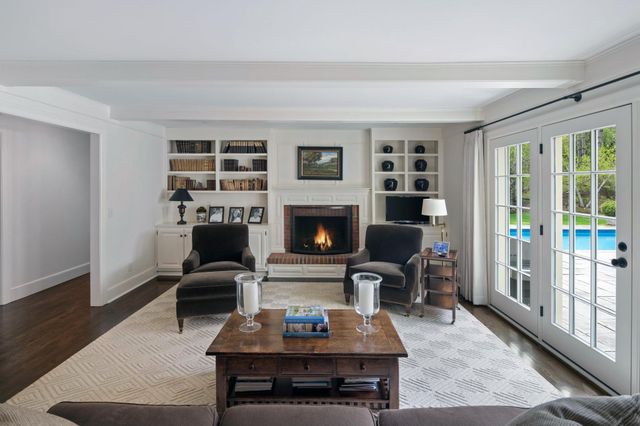 235 Hollander Road, Wayzata, MN 55391