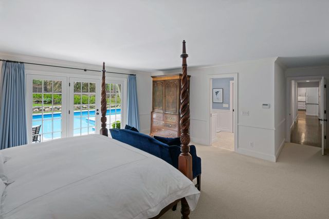 235 Hollander Road, Wayzata, MN 55391