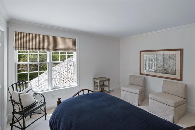 235 Hollander Road, Wayzata, MN 55391