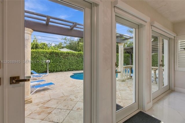 1550 Trevino Ave, Coral Gables, FL 33134