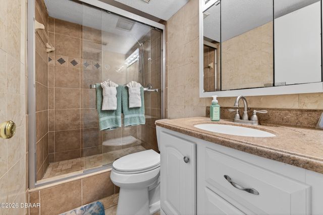 2006 Ocean Shore Blvd Apt 17, Ormond Beach, FL 32176