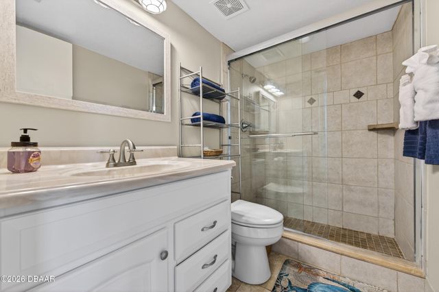 2006 Ocean Shore Blvd Apt 17, Ormond Beach, FL 32176