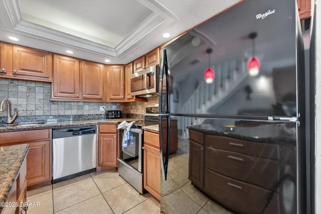 2006 Ocean Shore Blvd Apt 17, Ormond Beach, FL 32176