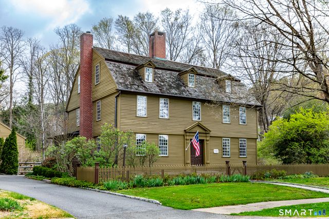 30 Hollow Road, Woodbury, CT 06798