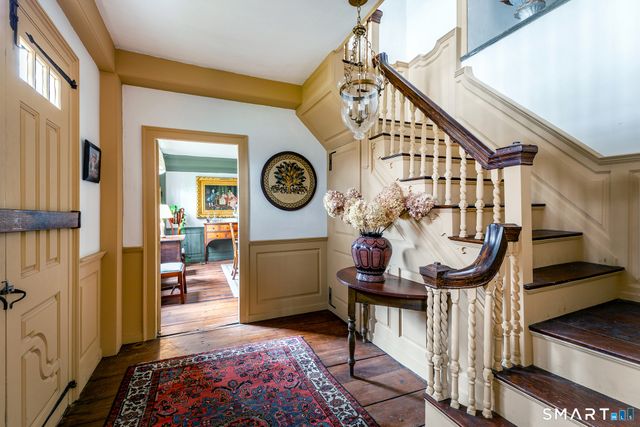 30 Hollow Road, Woodbury, CT 06798