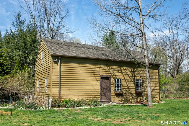 30 Hollow Road, Woodbury, CT 06798