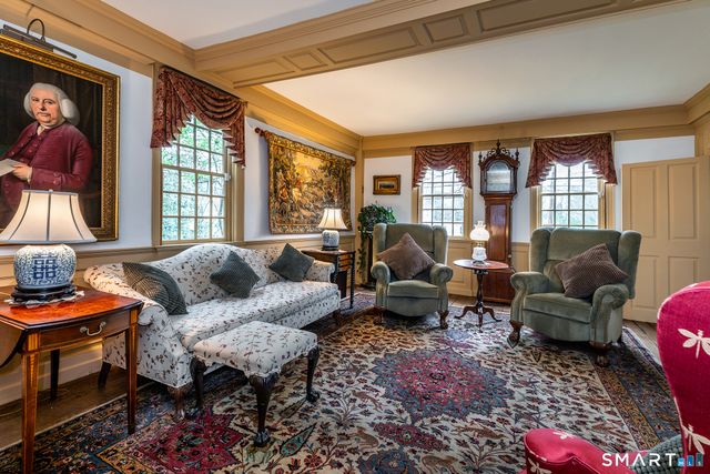 30 Hollow Road, Woodbury, CT 06798
