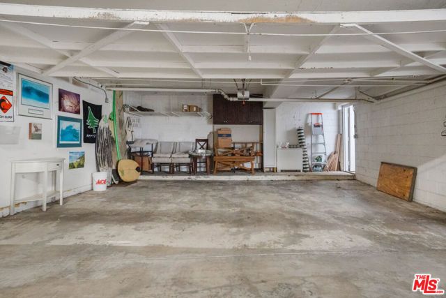 11954 Mayfield Avenue 6, Los Angeles, CA 90049