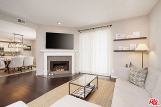 11954 Mayfield Avenue 6, Los Angeles, CA 90049