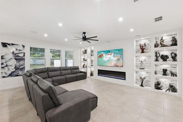 887 ASTERFIELD LANE, Deland, FL 32720