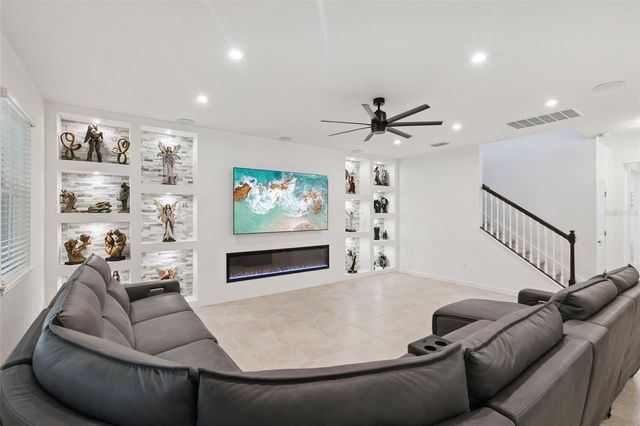 887 ASTERFIELD LANE, Deland, FL 32720