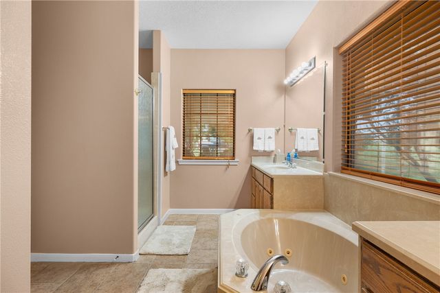 4863 BLAZING, Bryan, TX 77808