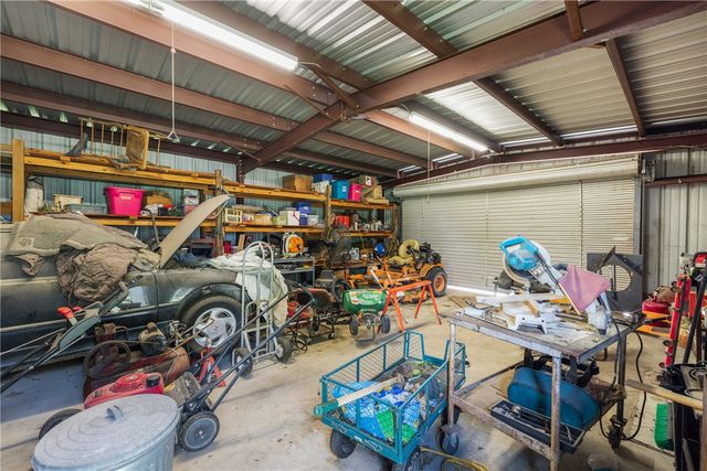 4863 BLAZING, Bryan, TX 77808