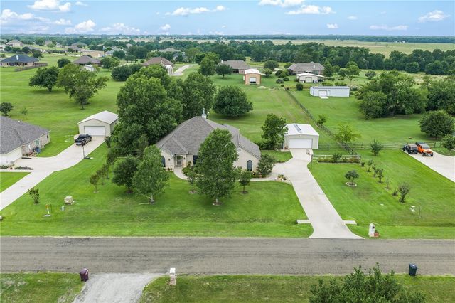 4863 BLAZING, Bryan, TX 77808