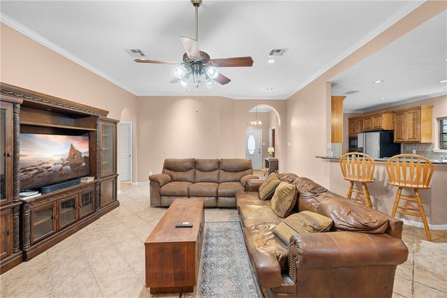 4863 BLAZING, Bryan, TX 77808