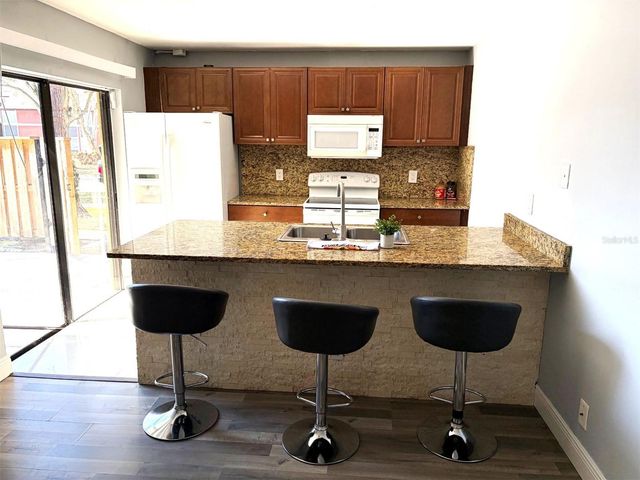 5371 BAMBOO COURT 401, Orlando, FL 32811