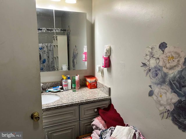 67 GREGORY DR, Martinsburg, WV 25404