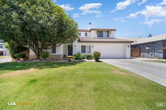5301 Sand Dollar Court, Bakersfield, CA 93312