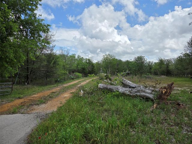 993 Highway 304, Bastrop, TX 78602