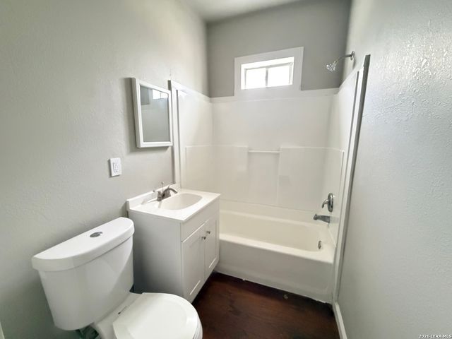 1625 McCullough Ave Apt 2, San Antonio, TX 78212