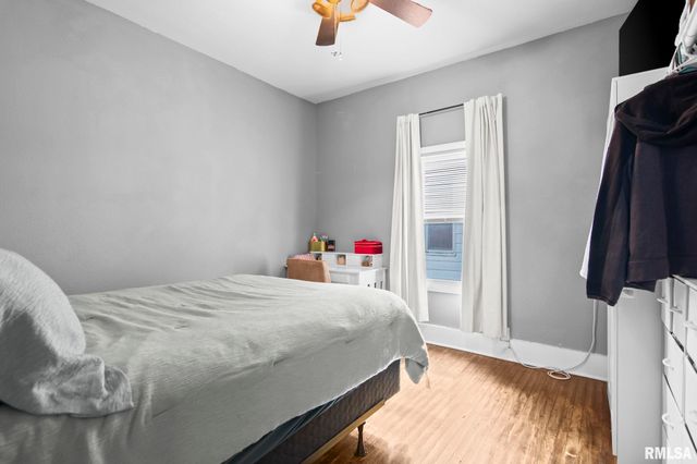 1121 N WALNUT Street, Springfield, IL 62702