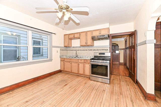 3032 S 7th STREET, Milwaukee, WI 53215