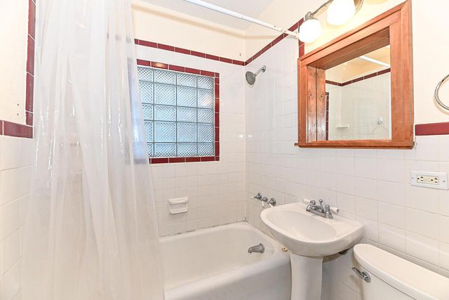 3032 S 7th STREET, Milwaukee, WI 53215