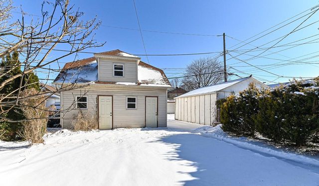 3032 S 7th STREET, Milwaukee, WI 53215