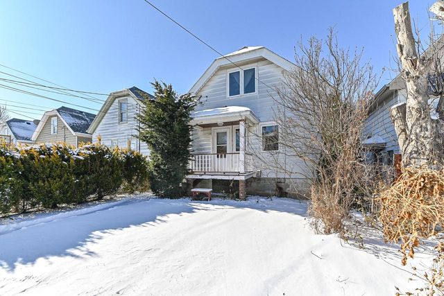 3032 S 7th STREET, Milwaukee, WI 53215