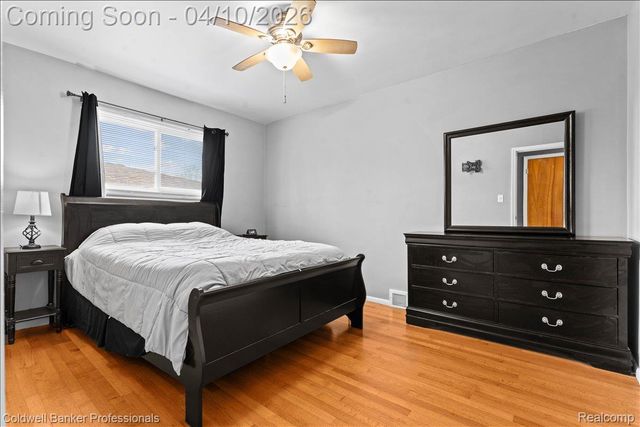 13080 Poplar Street, Southgate, MI 48195