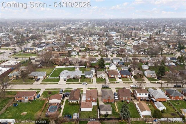 13080 Poplar Street, Southgate, MI 48195