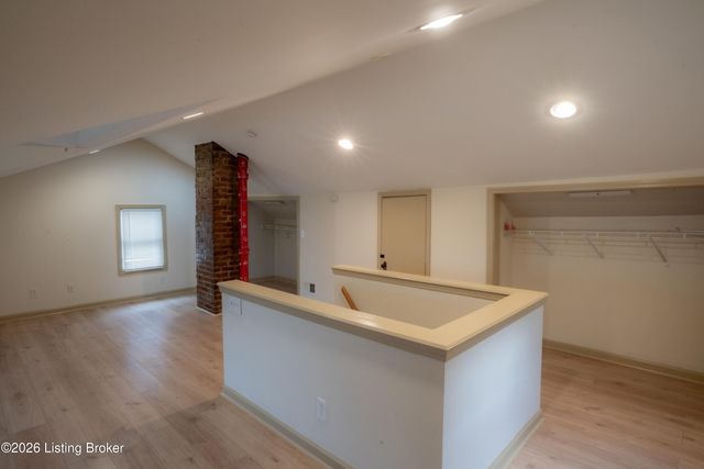 504 Montana Ave, Louisville, KY 40208